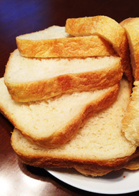 HB  2斤のシンプル食パン。 