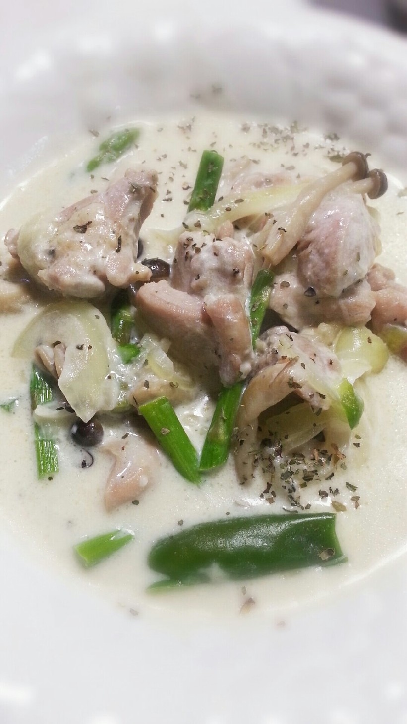 鶏肉のクリーム煮風スープの画像