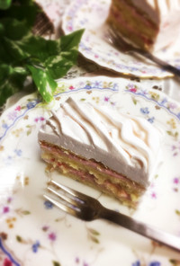 超美味しい！苺ババロアサンドケーキ
