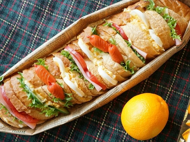 運動会やピクニックに 豪快 ちぎりサンド レシピ 作り方 By Sky S0417 クックパッド 簡単おいしいみんなのレシピが376万品