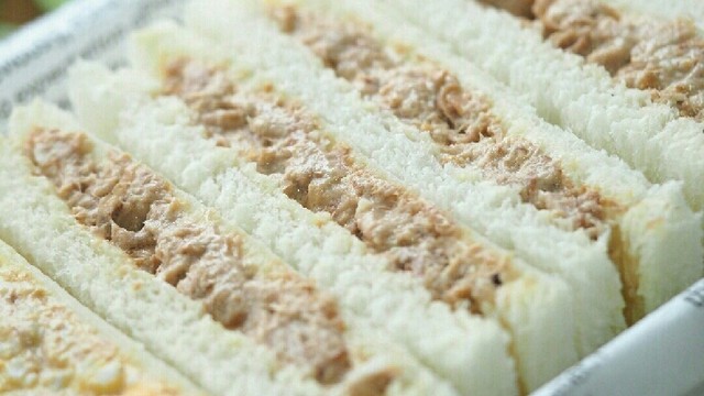水垂れしないシンプルな和ツナサンドイッチ レシピ 作り方 By よっぴ 121 クックパッド 簡単おいしいみんなのレシピが377万品