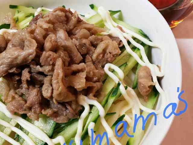 うまい！甘辛豚肉のせ冷やしうどん♪の画像