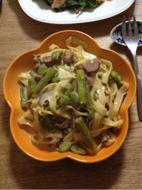 春野菜と鴨のクリームパスタ