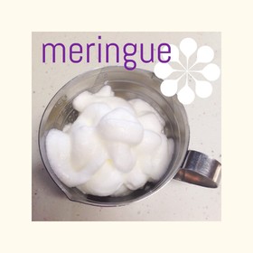 簡単メレンゲ♡ビニール袋に入れて振るだけ