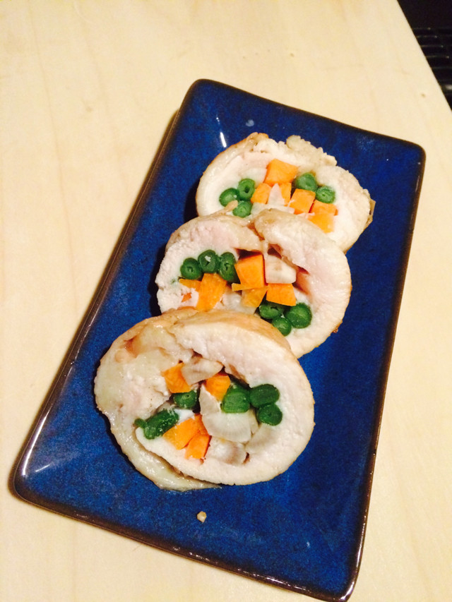 節約れしぴ♡鶏胸肉の彩りﾁｷﾝﾛｰﾙの画像