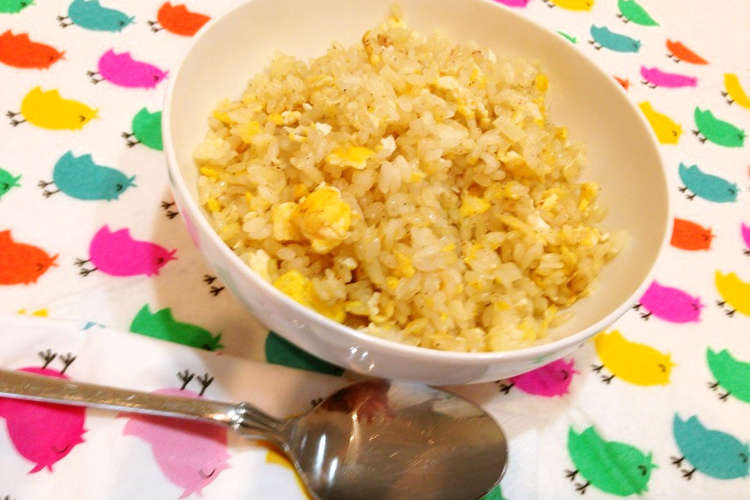 材料２つで超簡単 パラパラ激ウマ炒飯 レシピ 作り方 By Marks クックパッド 簡単おいしいみんなのレシピが352万品