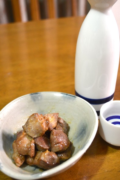 日本酒に合う、砂肝のガーリック炒めの写真