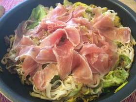 糖質0麺で春キャベツと生ハムのパスタ