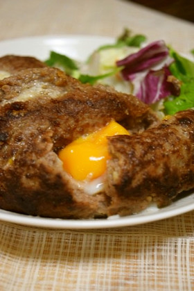 材料3つ冷凍たまごでトロりん♪ハンバーグ