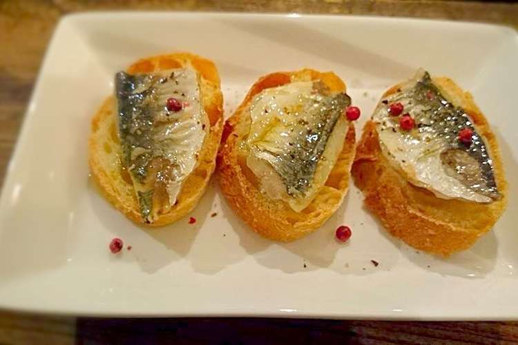 鯵のアヒージョ オイルアージン レシピ 作り方 By 釣り好きマサコ クックパッド 簡単おいしいみんなのレシピが375万品