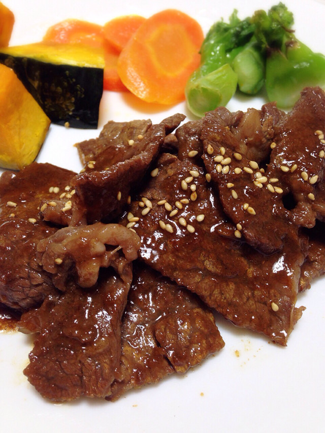 焼き肉〈牛カルビ〉 by ♡AYAmama♡ 【クックパッド】 簡単おいしいみんなのレシピが350万品