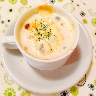 きのことじゃが芋のクリームグラタンスープの写真
