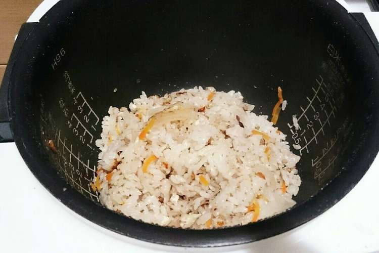 うどんスープでズボラ炊き込みご飯 レシピ 作り方 By Mataeeee クックパッド