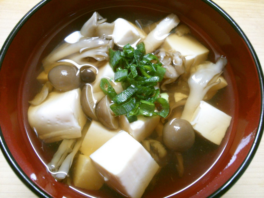 簡単　早い！　豆腐と　きのこの　すまし汁の画像
