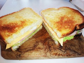 ♡安い食パンで絶品サンドイッチ♡