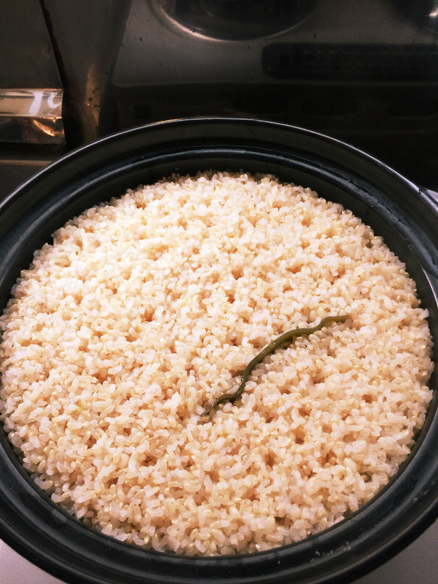 『生きたお米』玄米の贅沢な炊き方 土鍋編の画像