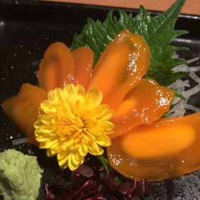 おもてなしに、冷凍卵で卵黄のお刺身