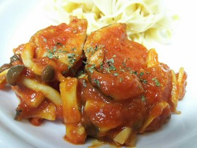 鶏肉ときのこのトマト煮~パスタ添え