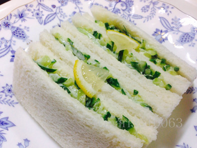 キューカンバーサンドイッチ（胡瓜）の写真