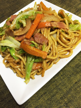 焼きそばアレンジ!ガーリックバター