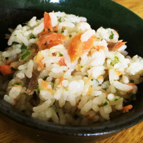 朝食にお弁当に♪鮭とマヨ青のり混ぜご飯