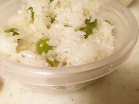 旬の時期に♪豆ごはん