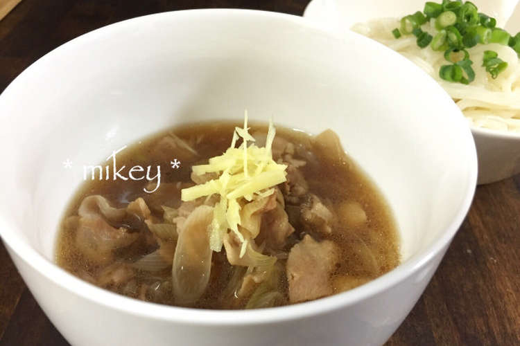 あったかいつけ汁が最高 肉汁うどん レシピ 作り方 By Mikey クックパッド 簡単おいしいみんなのレシピが352万品