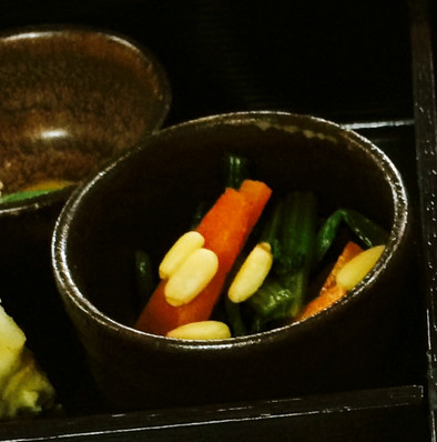 薬膳☆小松菜の松の実和えの写真