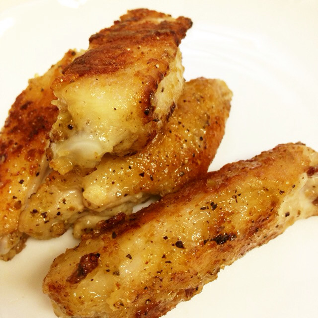 フライパン一つで 大人の手羽中塩焼き レシピ 作り方 By ｙｕzu クックパッド 簡単おいしいみんなのレシピが352万品