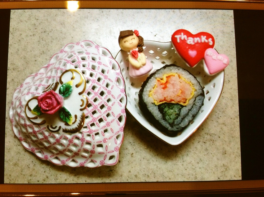 母の日にカーネーションデコ寿司の画像