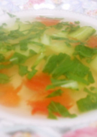 ちんげん菜とトマトのスープ　超簡単