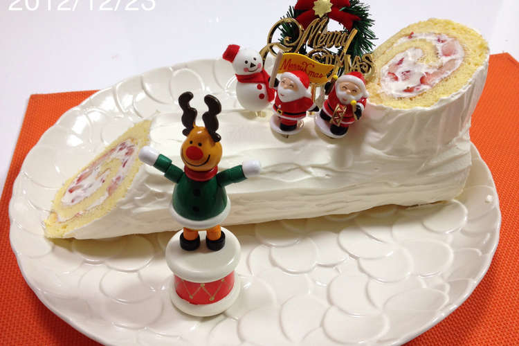 クリスマス 純白 簡単ブッシュドノエル レシピ 作り方 By かなえ クックパッド