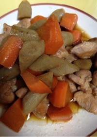 簡単‼︎麺つゆで鶏もも肉と根菜の煮物