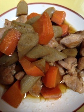 簡単‼︎麺つゆで鶏もも肉と根菜の煮物の画像