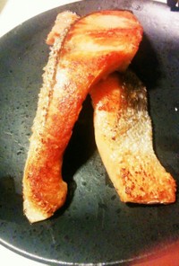 フライパンで簡単美味しい、焼き鮭！