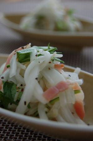 帆立風味♪水菜と大根のサラダの画像