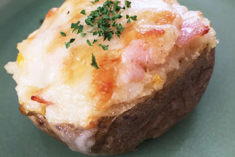 まるごと ベイクドポテトonチーズ レシピ 作り方 By ゆこり クックパッド 簡単おいしいみんなのレシピが379万品