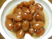 炊飯器(保温水筒)で煮豆●黒・きんとき豆の写真