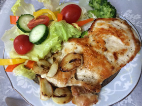 オリーブオイル漬けで簡単★鶏むね肉ソテー