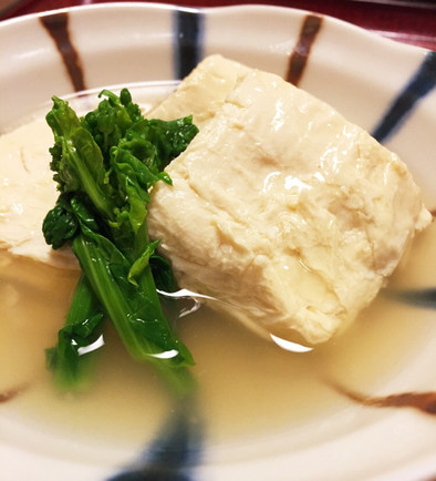 冷凍湯葉風豆腐の煮物の写真