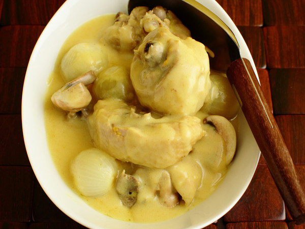 鶏肉のカレークリーム煮
