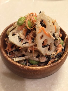 ひじきと蓮根のシャキシャキサラダ