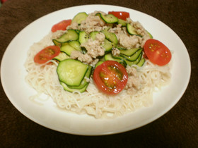 鶏とズッキーニのイタリアンそうめん