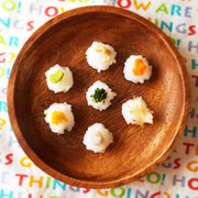 離乳食 中期 【 プチプチおにぎり 】の写真