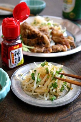 餃子や揚げ物のお供に【サッパリもやし】