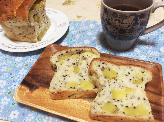 安納芋の甘太くんのミニ食パンの画像