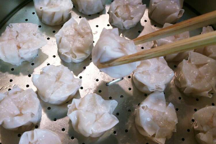 蒸し器にほぼくっつかない焼売の温め方 レシピ 作り方 By とものりのもと クックパッド 簡単おいしいみんなのレシピが353万品