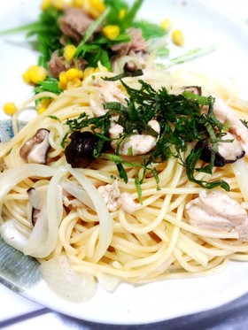 鶏むね肉ときのこと大葉の和風パスタ