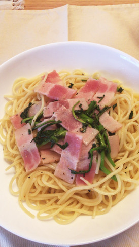 クレソンとベーコンのパスタ
