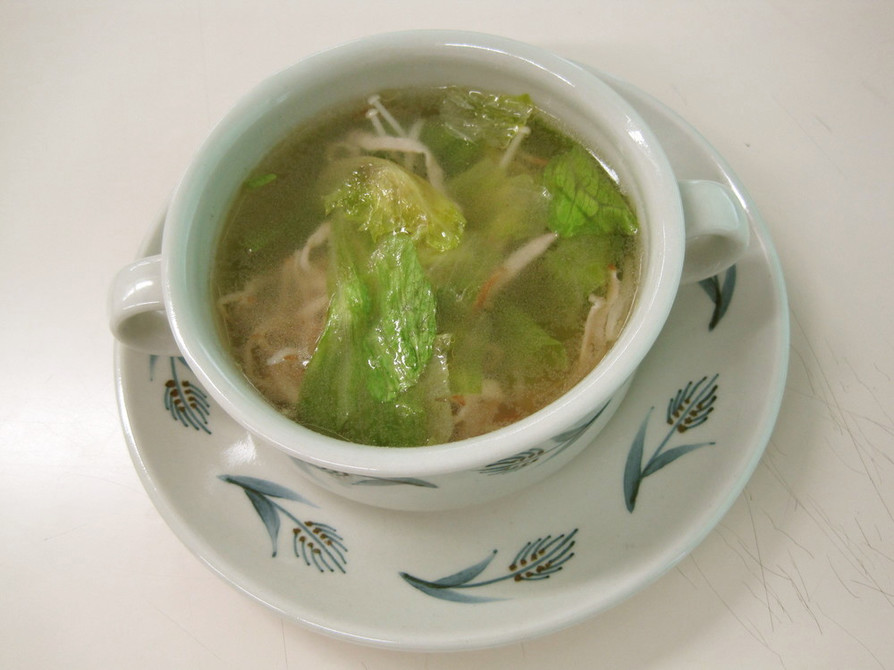 えのきとレタスの健康スープの画像